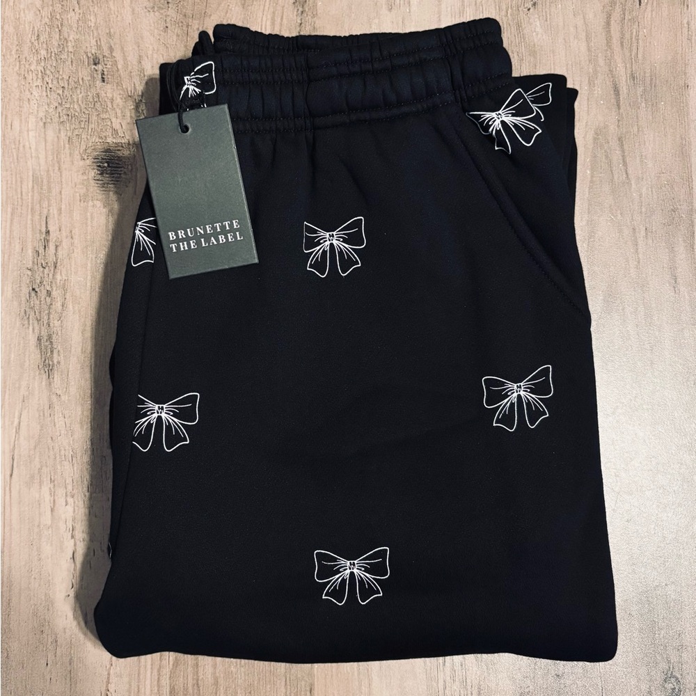 ⭐️ Brunette The Label Black Joggers with Bow Accents ⭐️